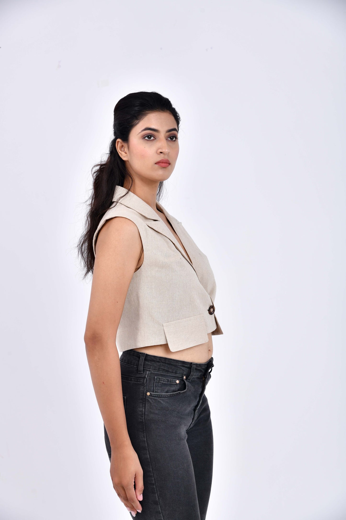 Canyon – Linen-Textured Short Waistcoat